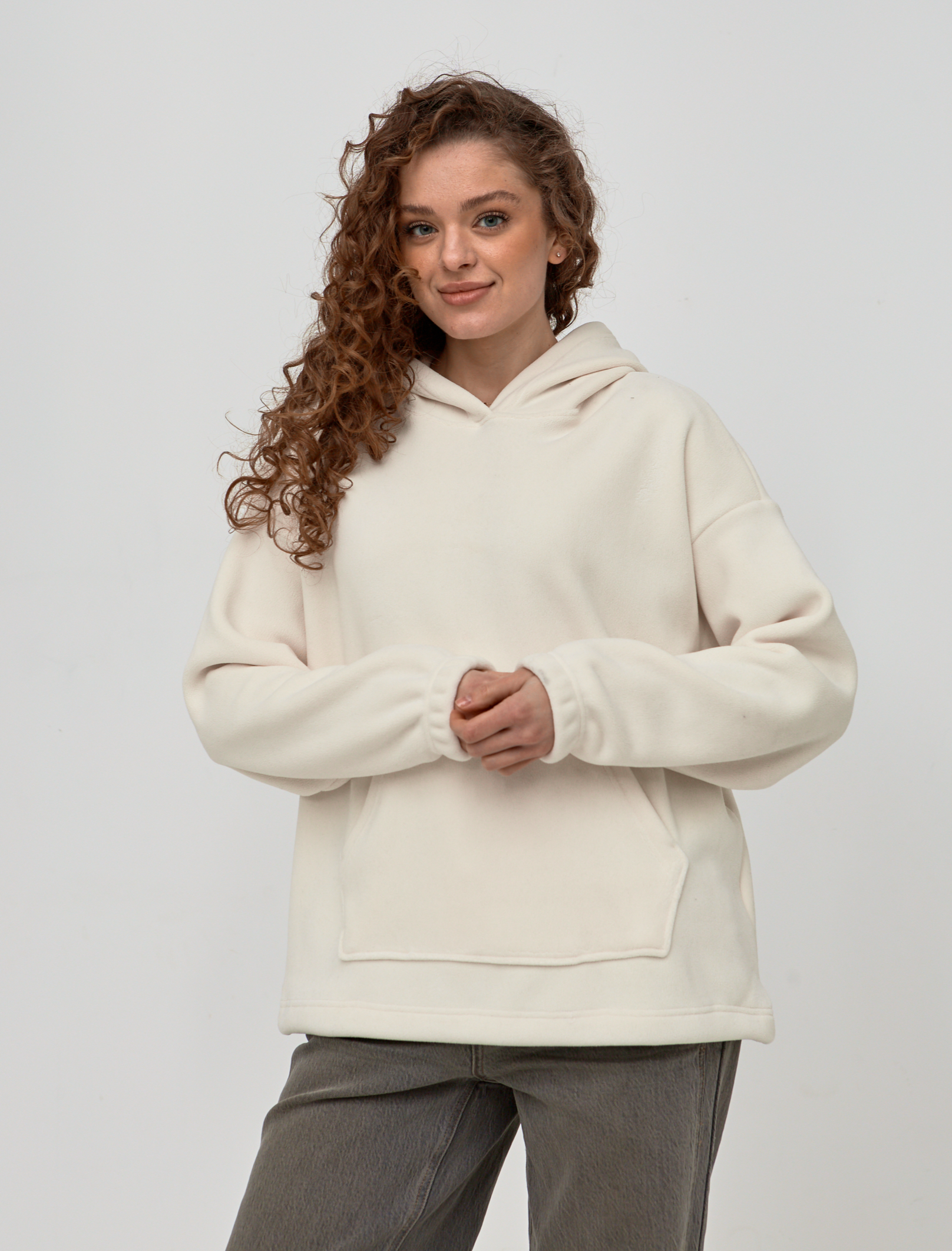 Тепла флісова толстовка зі спущеним плечем 24221