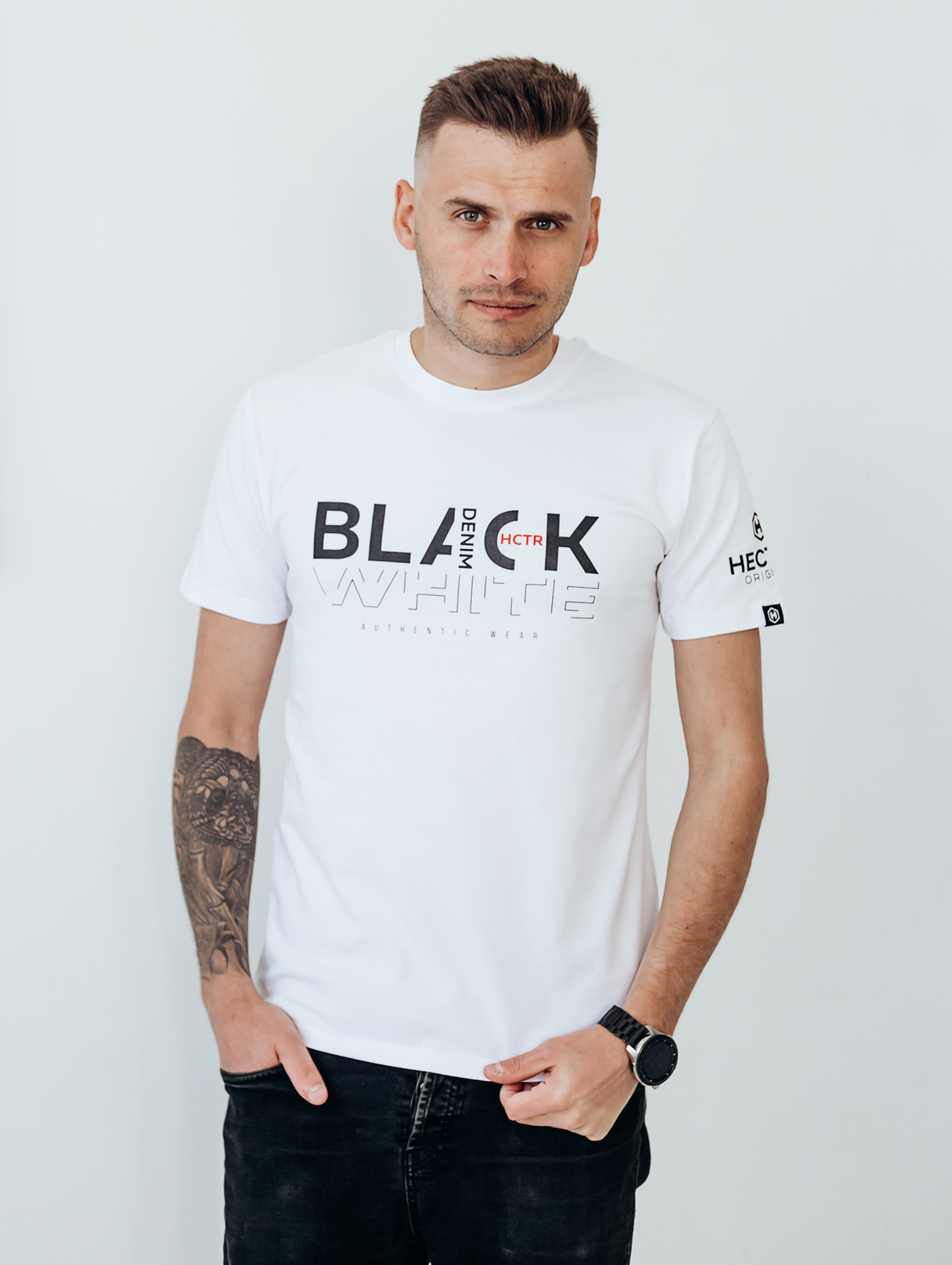 Мужская футболка black white 40133