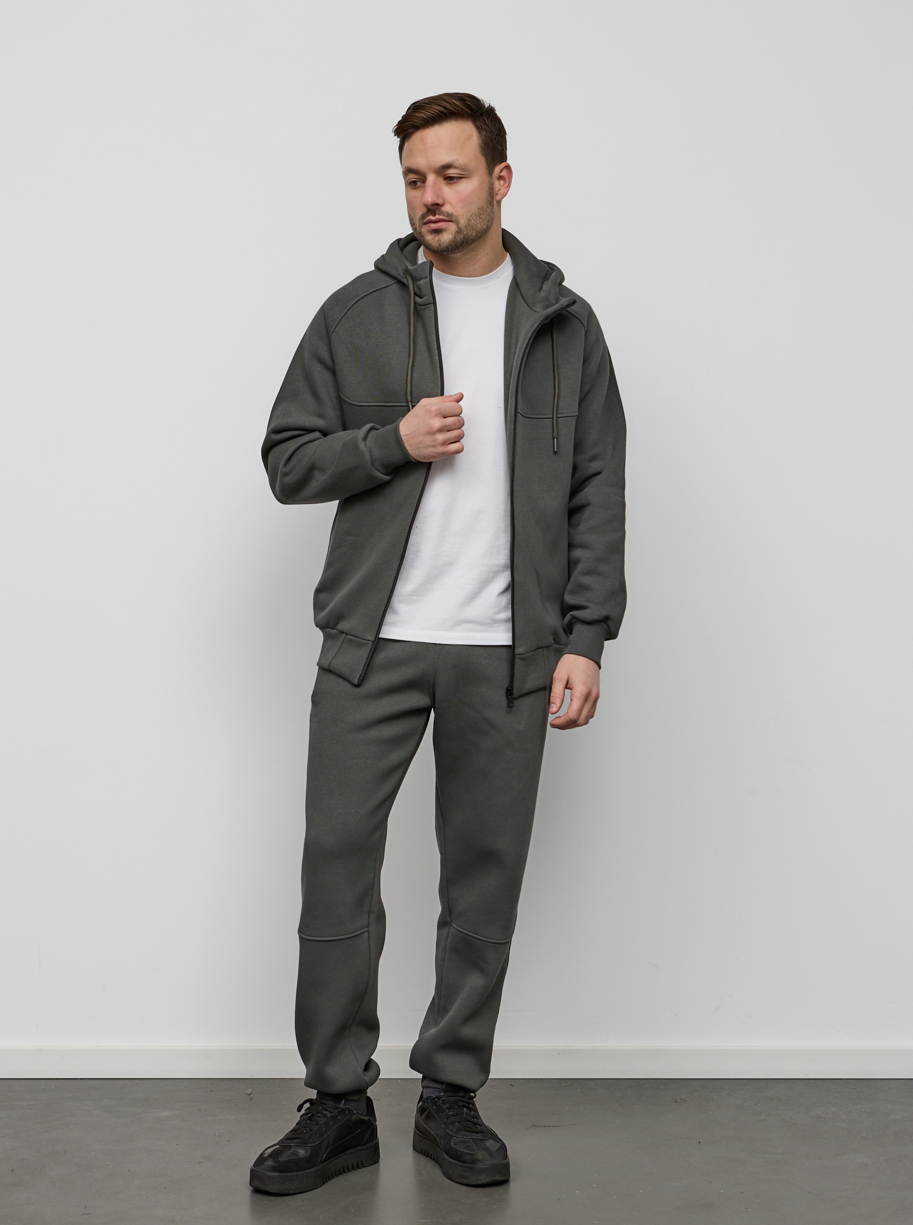 Теплий чоловічий костюм з рукавами-реглан 30571