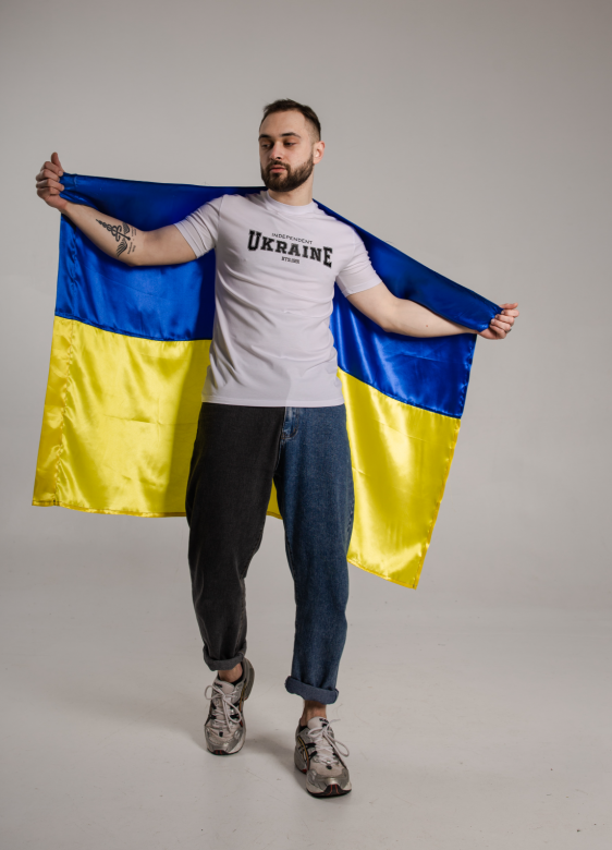 Мужская футболка independent ukraine 40245